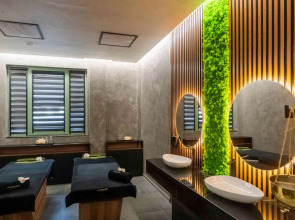 Ramada by Wyndham Sofia City Center