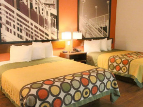 Super 8 by Wyndham Orlando International Drive