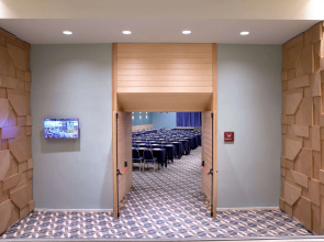 Отель Dolce Athens A tica Riviera