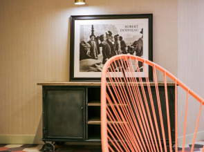 CADET Residence by Collection VESPER