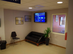 Spoton Hostel & Sportsbar