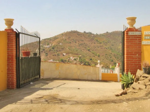 1090 Villa las Flores