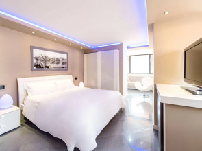 Ibis Styles Palermo Cristal