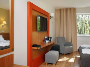 Oru Hub Hotel Tallinn — Handwritten Collection