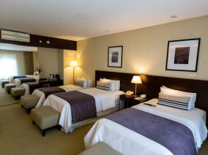 474 Buenos Aires Hotel