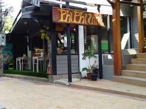Phi Phi Inn