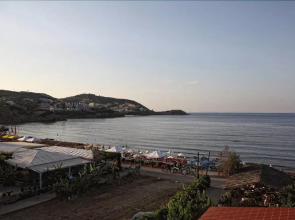 Niriides Beach Hotel