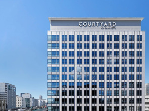 Отель Courtyard Osaka Honmachi by Marriott
