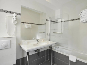 Hotel Carladez Cambronne