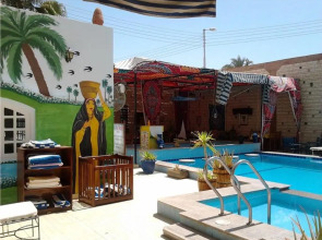 Nile Valley Hotel & Restaurant