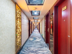 Yiwu Yuejia Business Hotel