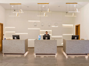 Al Hamra Village Hotel