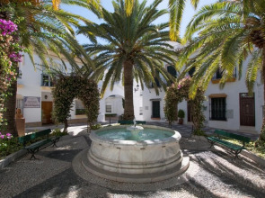 Apartamentos La Fonda