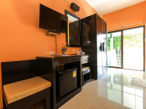 Phi Phi Chang Grand Resort & Spa