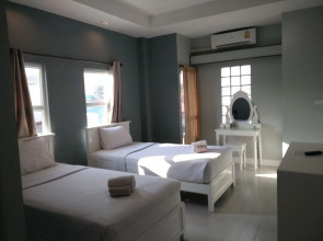 The Battery Park Midtown Boutique Hotel