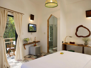 Stop and Go Boutique Hotel Since 1982