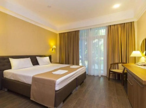 Imeni Chelyskintsev Hotel