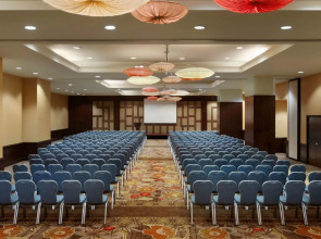 Embassy Suites Los Angeles - Glendale