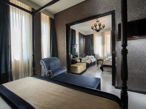 Carnival Palace Hotel