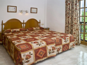 BLUESEA Callao Garden