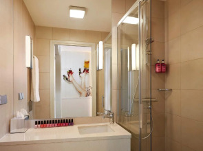 MOXY Milan Malpensa Airport