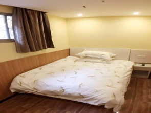 Jitai Hotels (Shanghai Laoximen)