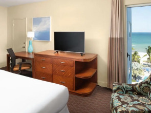 Sherry Frontenac Oceanfront Hotel