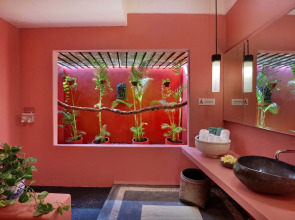 PinkCoco Uluwatu - Constant Surprises & for Cool Adults Only