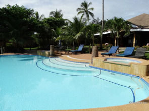 Anda White Beach Resort