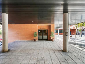 Отель Sercotel de los Reyes