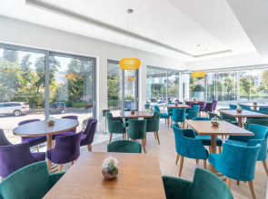 Glyfada Riviera Hotel