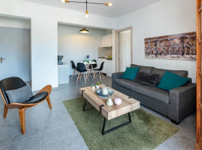 Jonathan City Apartments