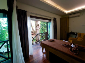 Tunamaya Beach & Spa Resort Tioman Island