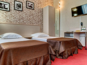 Лондон-Сити на улице Бекешская