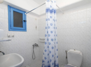 Stratos Studios & Apartments