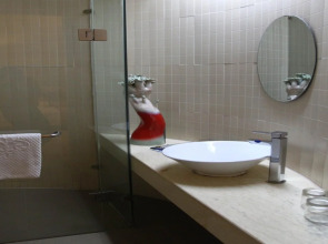 FX Inn Shanghai North Bund