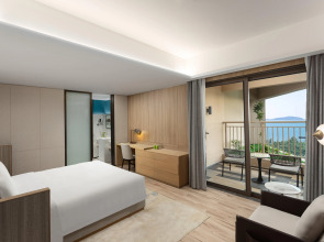 Holiday Inn Resort Sanya Bay by IHG