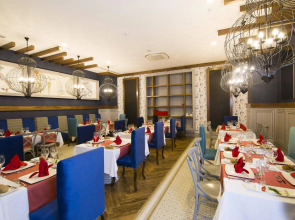 Port River Hotel & Spa