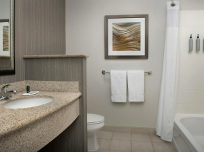 Alohilani Resort Waikiki Beach