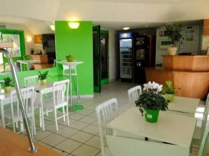 Lemon Hotel Plan de Campagne Marseille