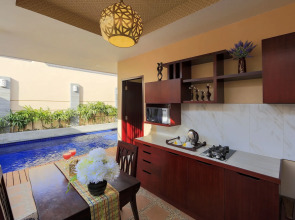 Flamingo Dewata Suite