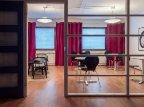 The Rooms Airport - 20Rooms