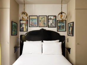 NEWHOTEL REPUBLIQUE (ex Albert's Hotel)