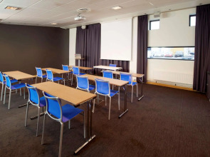 Comfort Hotel RunWay