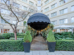 Melia White House Apartments