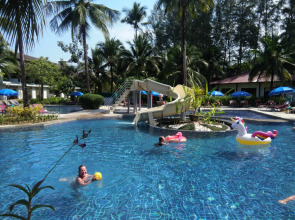 Palm Galleria Resort