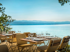 Grand Hotel Adriatic II