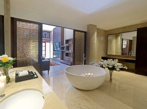 Royal Tulip Springhill Resort Jimbaran