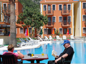 Akdeniz Beach Hotel