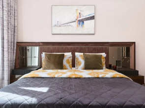 1BR view in a luxurious home